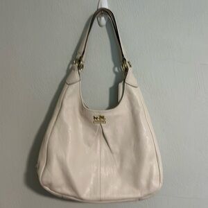 Coach Maggie ivory leather shoulder bag.